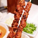 晚上排队超长酱料好评好评!不管是芝麻酱+韭花酱