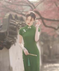 -租旗袍租礼服馆
