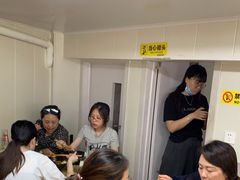 等位区-四川老牛麻辣烫(北门桥店)