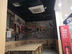 -江城燕子大排档(江汉路步行街店)