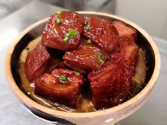 -鞍山大白鲨美食酒店