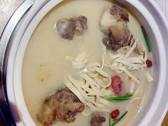 -骨捞专家·金华砂锅(西田城购物中心店)