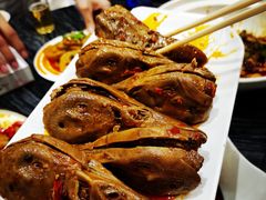 辣卤鸭头-情妹耙泥鳅·江湖川菜(科华店)