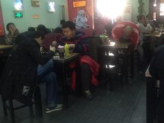 -丽虹云南过桥米线(兴工街店)