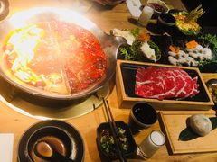 台式麻辣锅-湊湊火锅·茶憩(杭州湖滨银泰in77店)