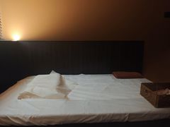 -泰·菩提树下[泰式按摩x精油SPAx肩颈头疗](新景店)