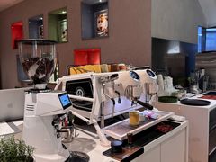 -潮一不贰·法式甜品·生日蛋糕·西式简餐(外滩店)