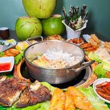 必点的大转盘超值，一次性吃到十几种海南特色美食