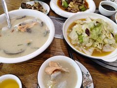 -三文彩虹鳟鱼庄