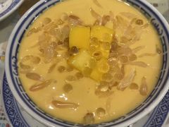 -广信牛奶甜品世家(台东店)