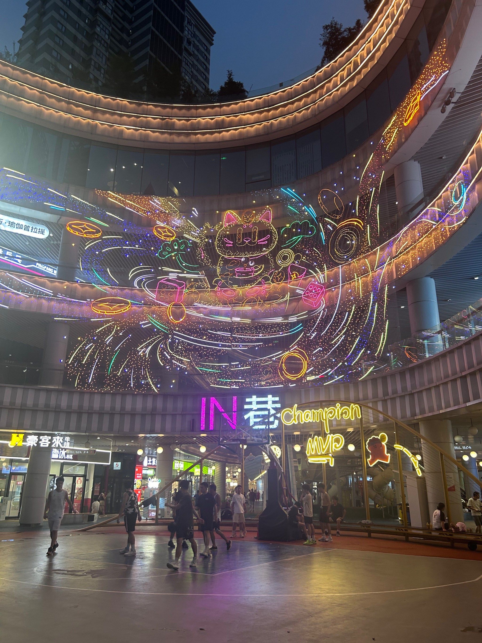 人气兴旺🔥的印象城