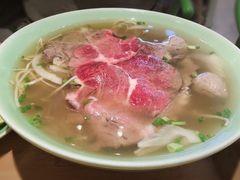 -越弥越南传统美食馆