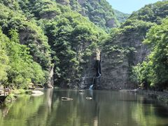 -龙潭大峡谷