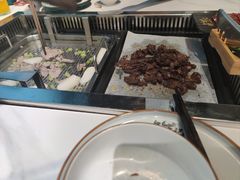 -犇牛记·鲜牛肉火锅