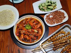-茸梅路右拐龙虾-农家菜(松江店)