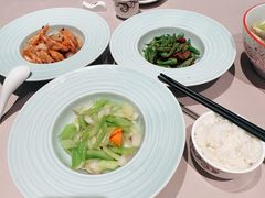 -皇饭儿餐饮管理有限公司(赞成大厦店)