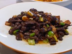 红蘑腊肉-热河食府(中山路店)