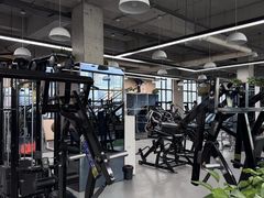 -岩顶健身(玄武店)