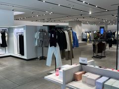 -ZARA(世贸天阶店)