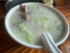 -洲心明记烧肉大粥(总店)