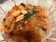 川北凉粉-渝信川菜 · 川味家常菜(财富购物中心店)