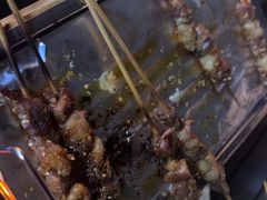 -烤满分·东北烧烤(首经贸店)