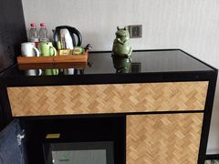 -深圳罗湖东门步行街亚朵X酒店