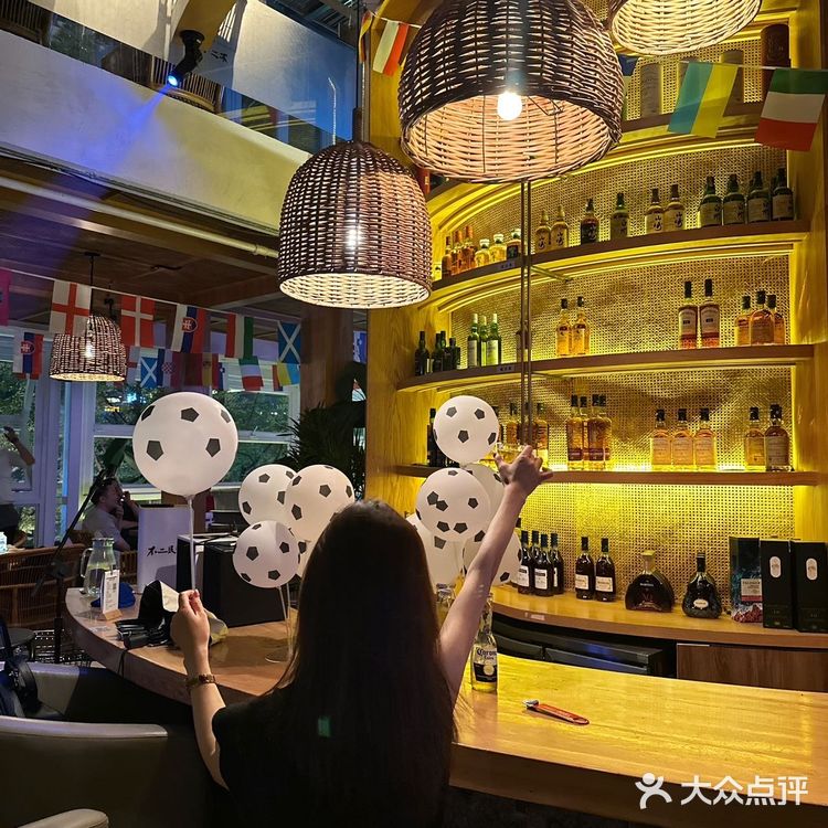 看欧洲杯来不二民谣~