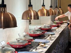 -深圳富苑皇冠假日套房酒店