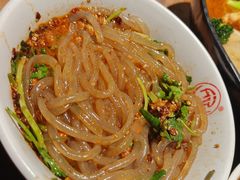 -万记麻辣烫国展总店