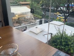 -Mark&Mars Restaurant