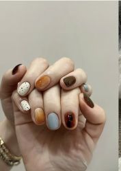 -手牵手美甲