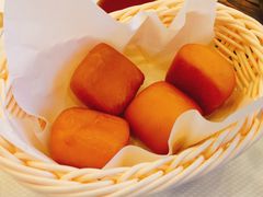炸馒头-新加坡海鲜共和(名胜世界圣淘沙海滨坊)