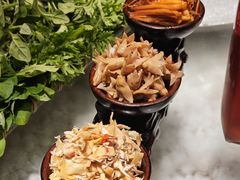 -慢丽江·云南野生菌土鸡锅(西山店)