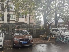 -浮何烤铺(桐梓林店)