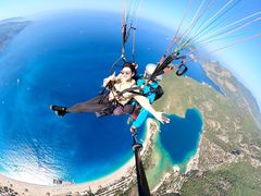 -费特希耶滑翔伞