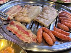 -哈哈碳都·牛肋条无限自助烤肉(台江万达店)