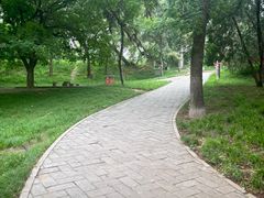 -元大都城垣遗址公园