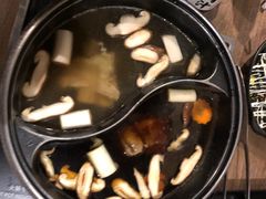 清汤锅底-火炉火自助餐(悠唐购物中心店)