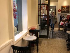 用餐区-星巴克臻选(广州沙面店)