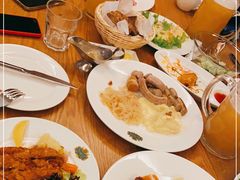 -普兰达德国餐厅·德式脆皮烤猪肘·自酿啤酒(观唐店)