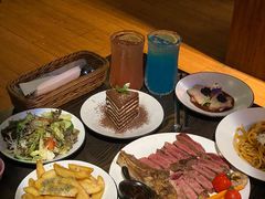 -The Cheebat 锌吧·Bistro(体育西店)