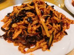 鱼香肉丝-津菜宋记老房子(平山道店)