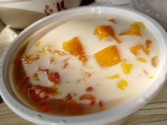 -五条人糖水铺(万达店)