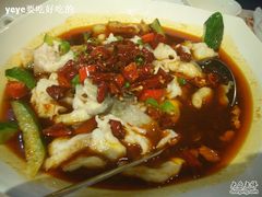 小巴辣子-鲶鱼-小巴辣子川湘菜餐厅(星游城店)