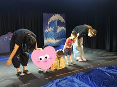 -猴有戏教育戏剧·音乐剧·主持口才·演讲朗诵辩论(环球港华师大校区)