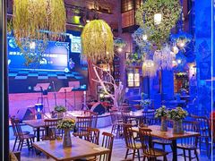 -临界音乐酒馆·小龙虾·江湖菜(华熙LIVE·鱼洞店)