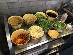 -拈签一笑黄牛肉辣卤串串