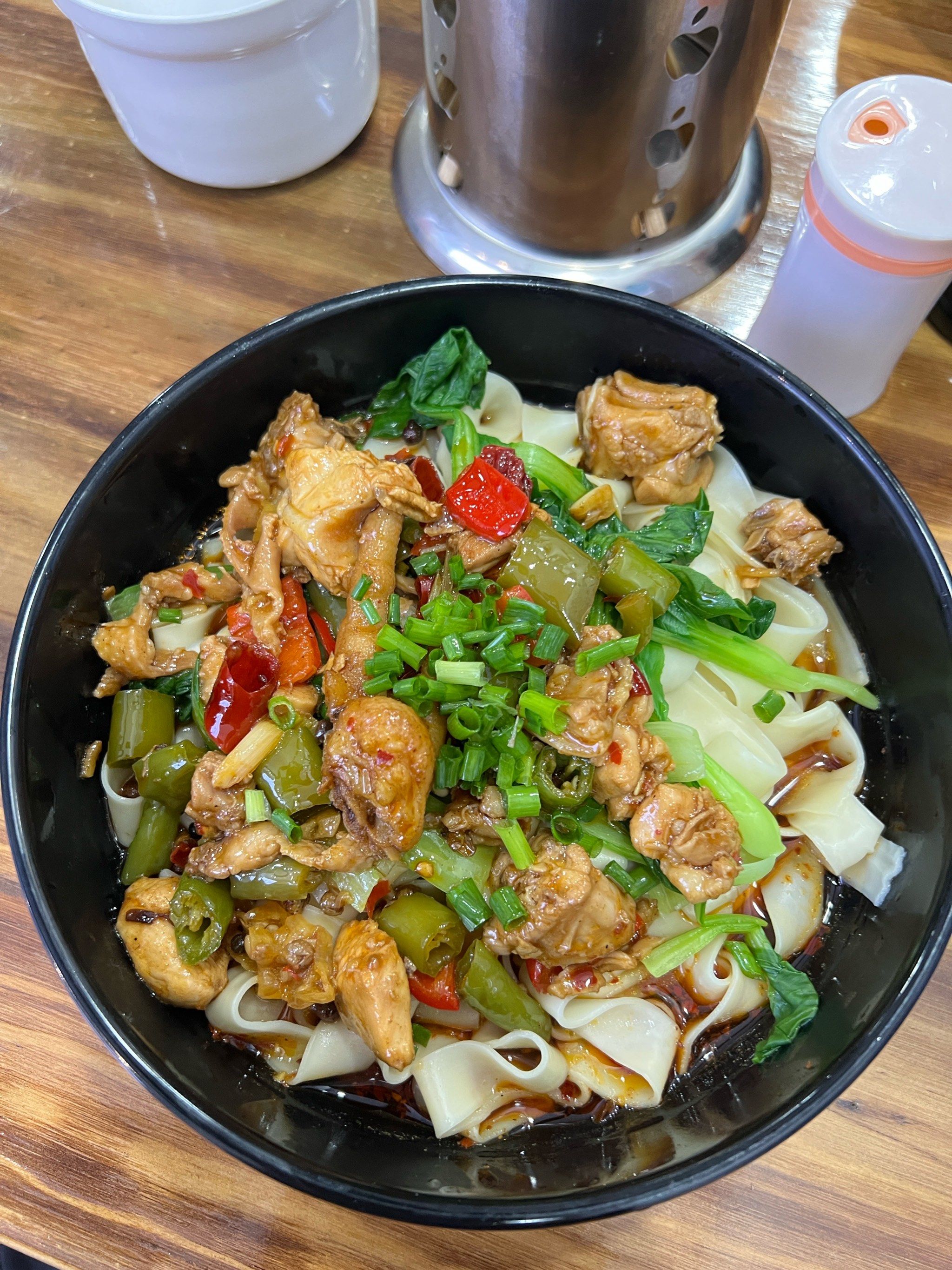 辣子鸡拌面我最爱