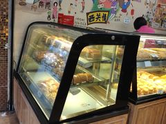 面包甜点陈列柜-赞记龙凤礼饼(龙津路店)